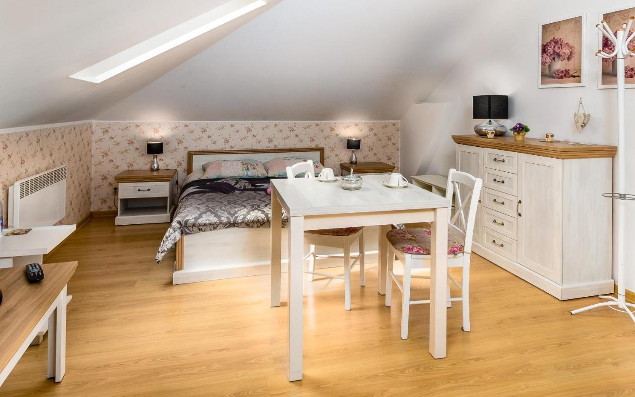 שצ'צ'ין Hostel Koral מראה חיצוני תמונה