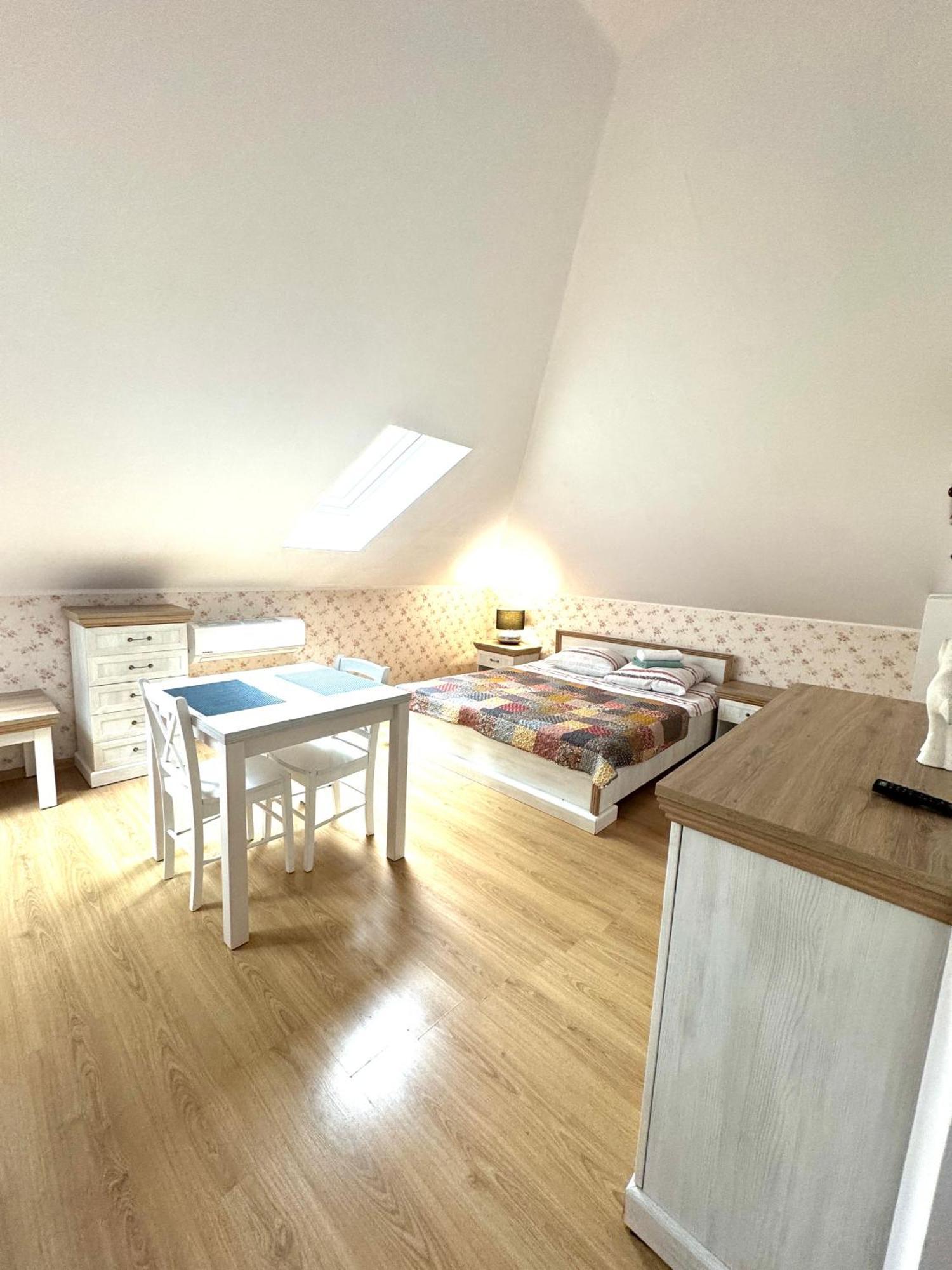 שצ'צ'ין Hostel Koral מראה חיצוני תמונה